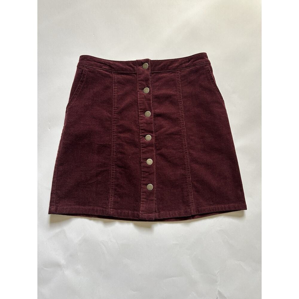 Women's Corduroy Mini Skirt Size 6 Burgundy Button Front Casual